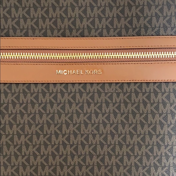 Michael Kors brown Trolley - Picture 3 of 7